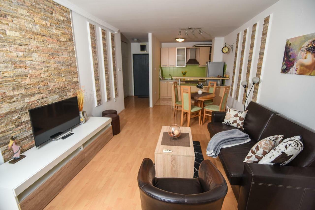 Victoria Apartment - excellent choice - near Centar Scopia Exterior foto